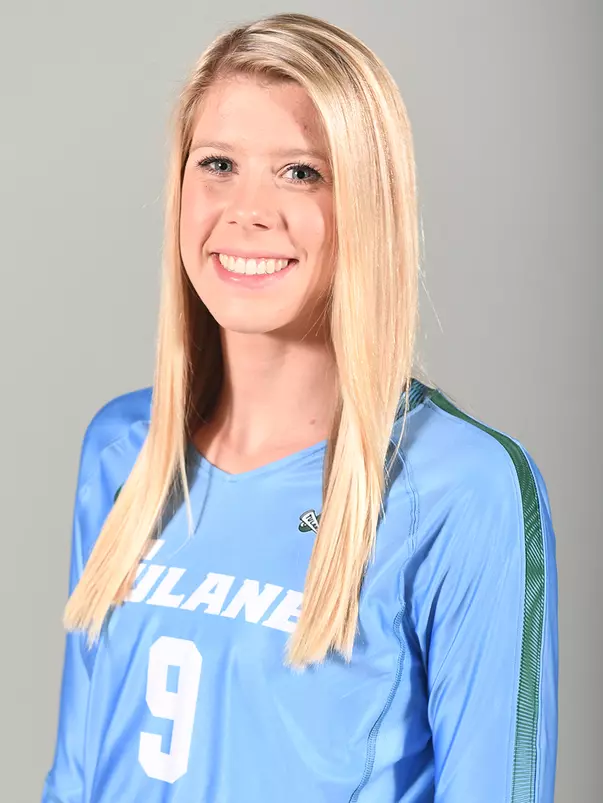 Lexie Douglas Headshot