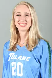 Oona Bruss Headshot