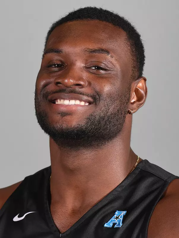 Ibby Ali headshot 2019