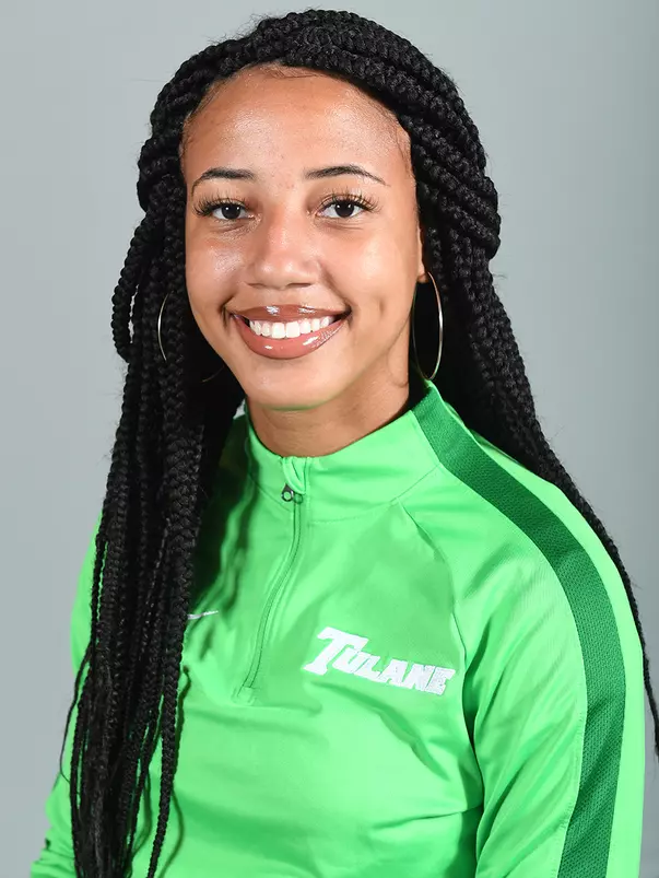 Aldrianna Dupree Headshot