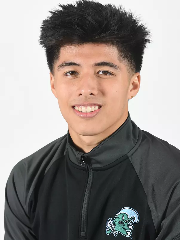 ian valdez headshot 2020