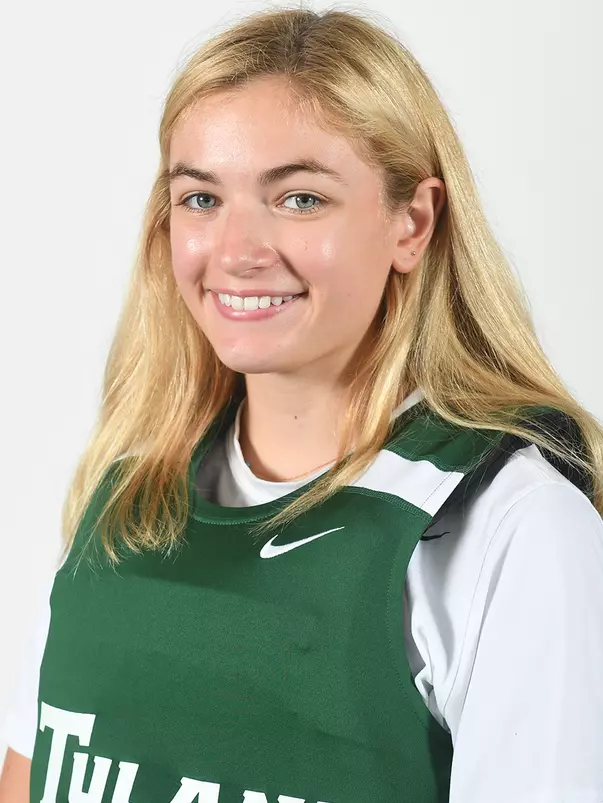 Andrea Riefkohl-Gonzalez Headshot