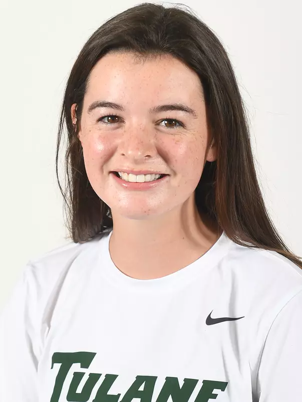 Caroline Benson Headshot