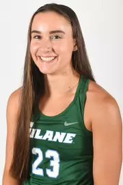 Julia Soeller Headshot