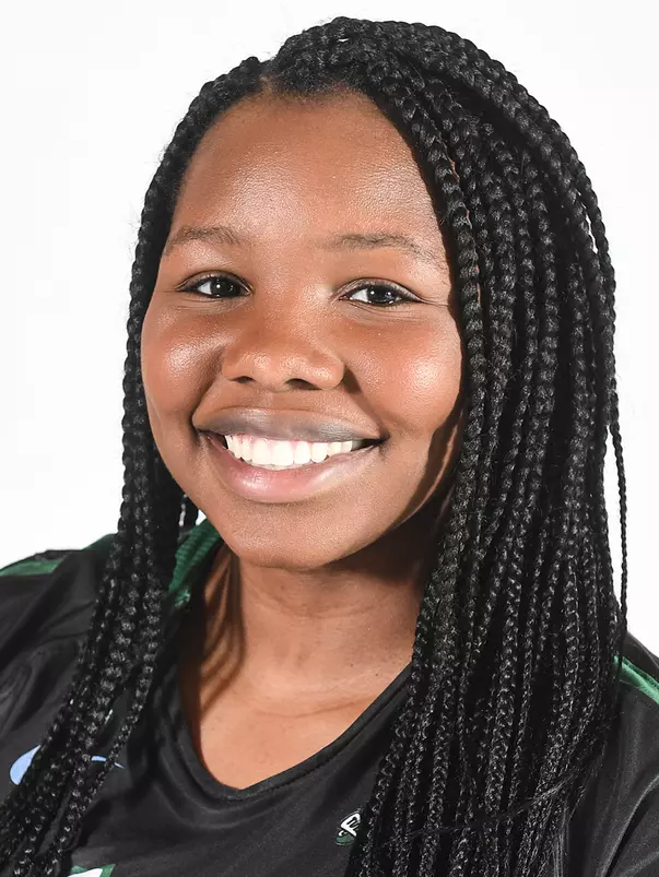 Green_Lauryn_Headshot