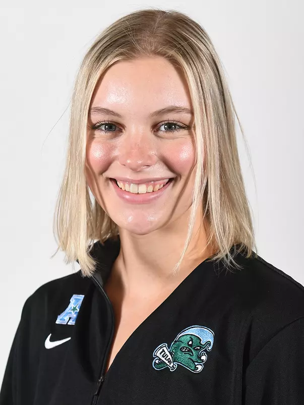 Lilly Byrne Headshot