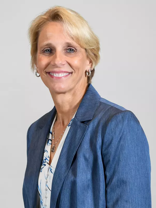 Lisa Stockton