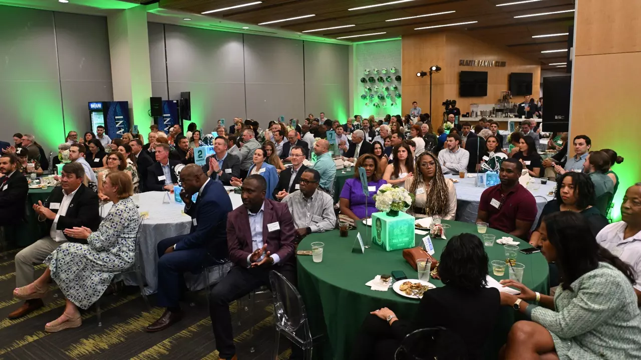 2024 Hall of Fame Crowd