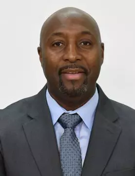 Kim Lewis Head Shot