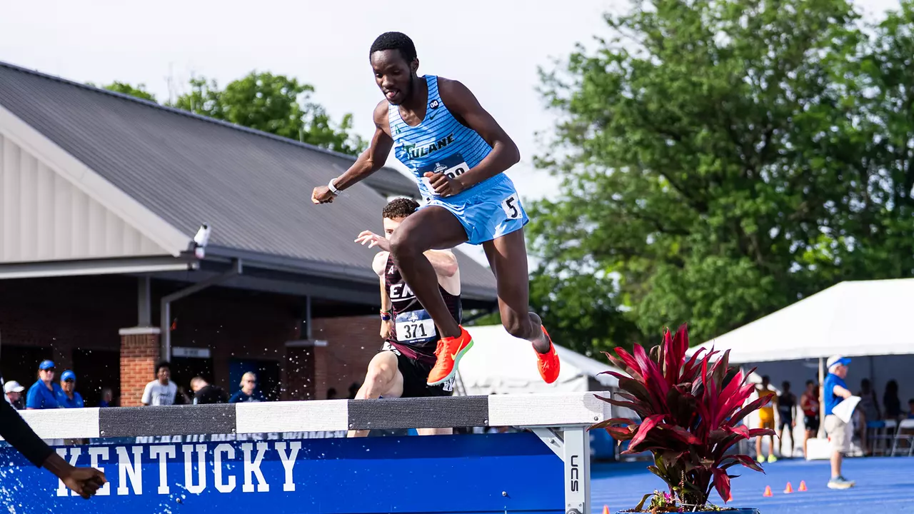 Silas Kiptanui Action NCAA 1st Rd Kentucky 2026