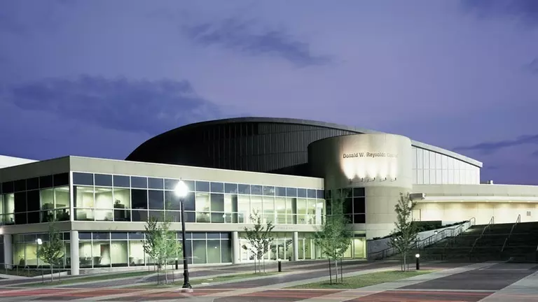 DONALD W. REYNOLDS CENTER