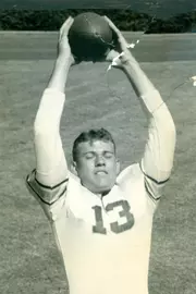 Clyde Goodnight catching the ball