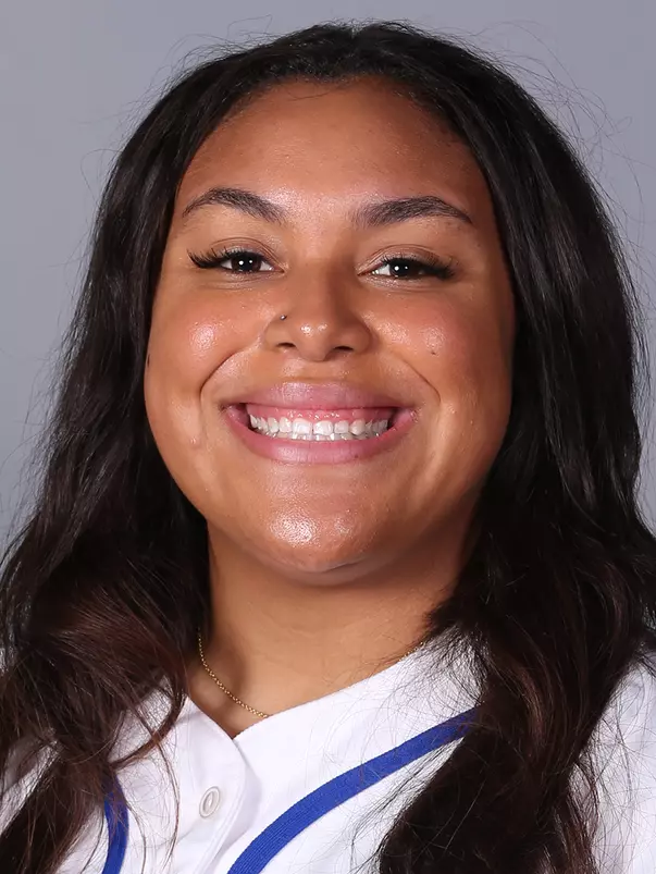 Kari Briggs headshot