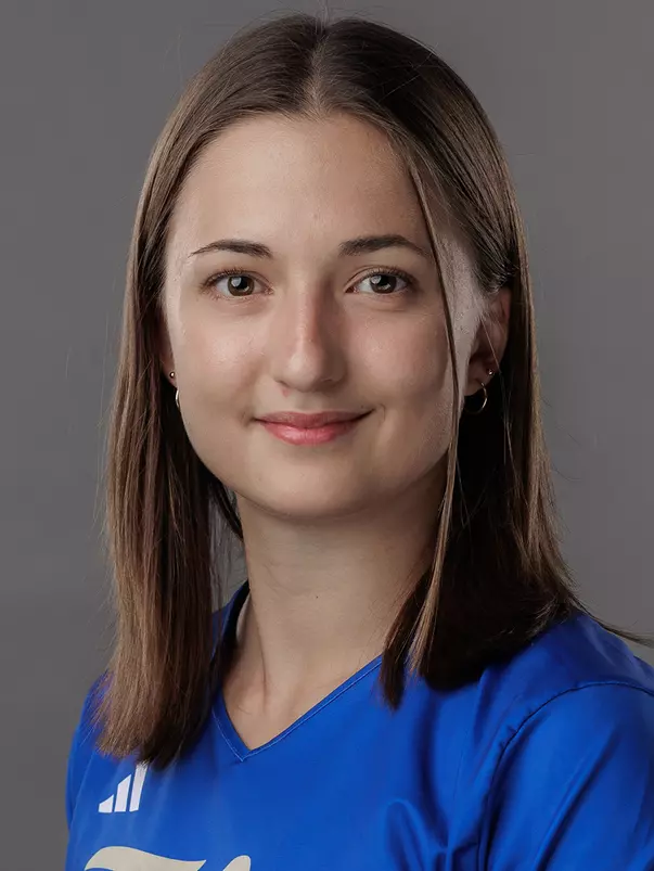 Marta Pecalli head shot