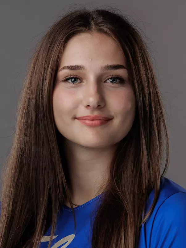 Jolana Smidlova head shot
