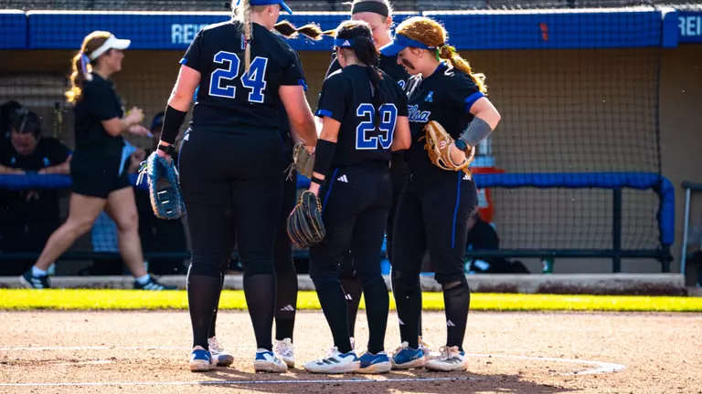 Tulsa Drops Both Games of Doubleheader with Florida Atlantic