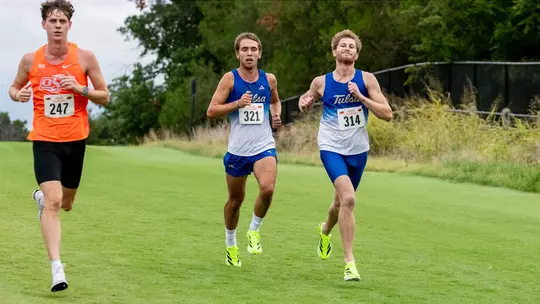 Men's XC runners