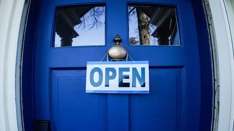 Cribs: The Portal House