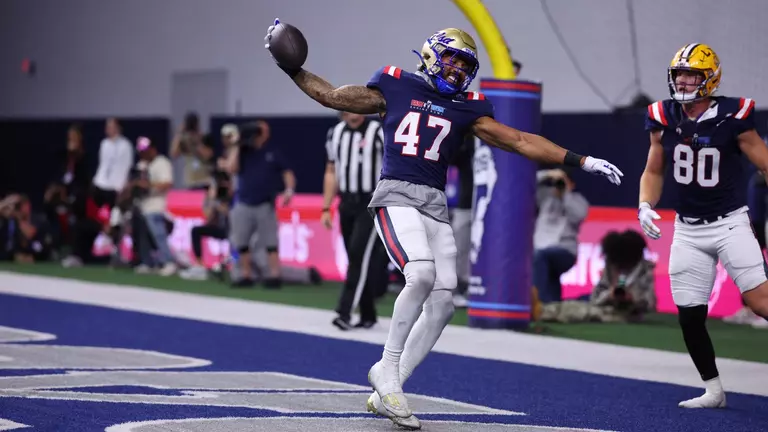 Richardson Delivers Late TD in East-West Shrine Bowl Win