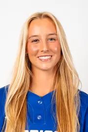 Lexie Warncke headshot 2027