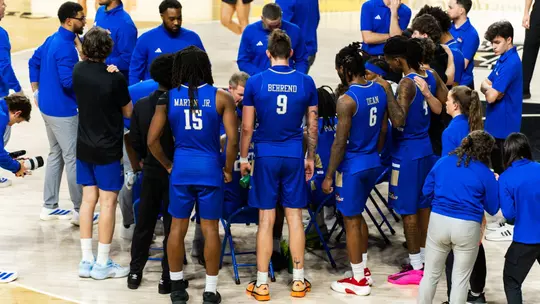 Tulsa huddles at Wichita State