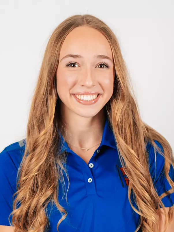Hannah Taylor headshot