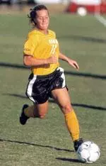 Women's Soccer Defeats Houston 3-1