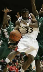 Late Rally Gives UAB 59-57 Win Over Cincinnati