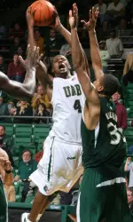 UAB Travels To Take On Former C-USA Rival Cincinnati