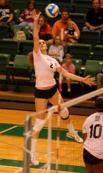 Blazers Take Down UCF, 3-1, In Dig For The Cure Match