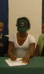 UAB Track & Field Signs Kyana White