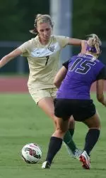 Women's Soccer Falls to Charlotte in C-USA Opener, 3-2