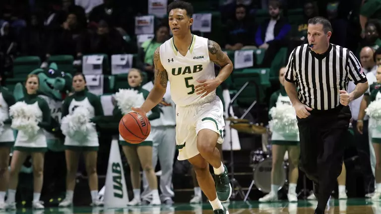 Blazers Take Winning Streak to Auburn for Non-Conference Clash