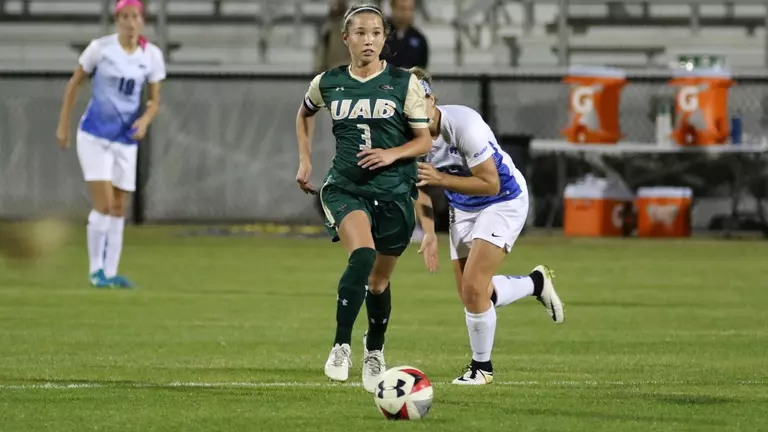 Daugherty, Green Named to United Soccer Coaches All-Scholar Team