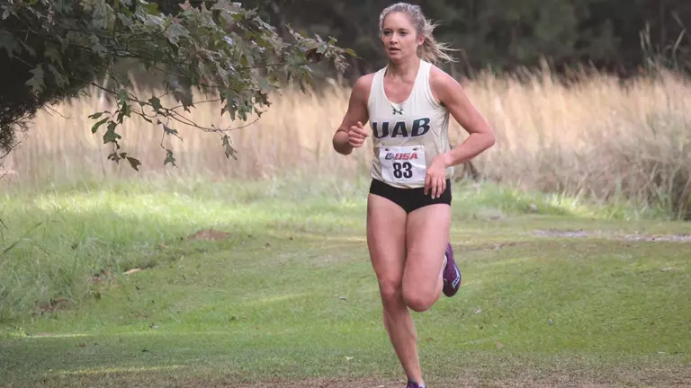 Emily Drouin Named to the InTouch Credit Union All-Academic Team