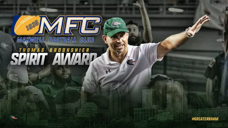 Clark Wins Maxwell Football Club’s Thomas Brookshier Spirit Award