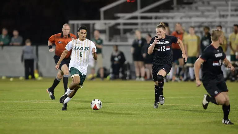 Blazers Distribute Post-Season Awards