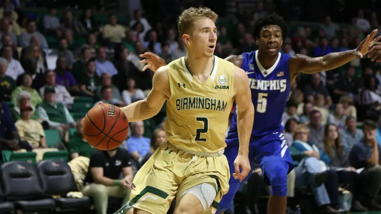 Blazers Hold on To Defeat New Orleans