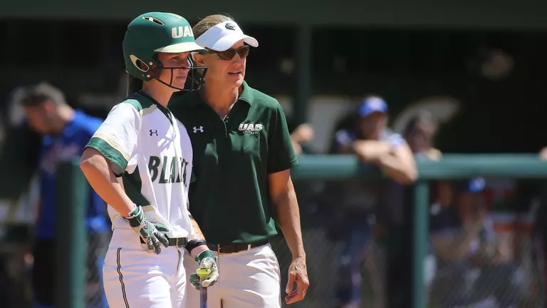 UAB Softball Falls to WKU in Marathon Matchup to End 2017 Season