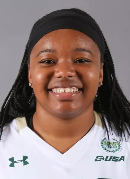 T'erra Lewis Headshot