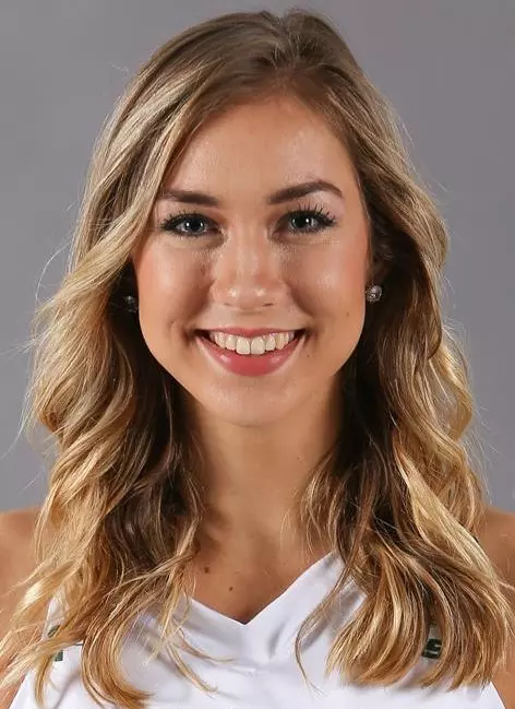 Trista Magee Headshot