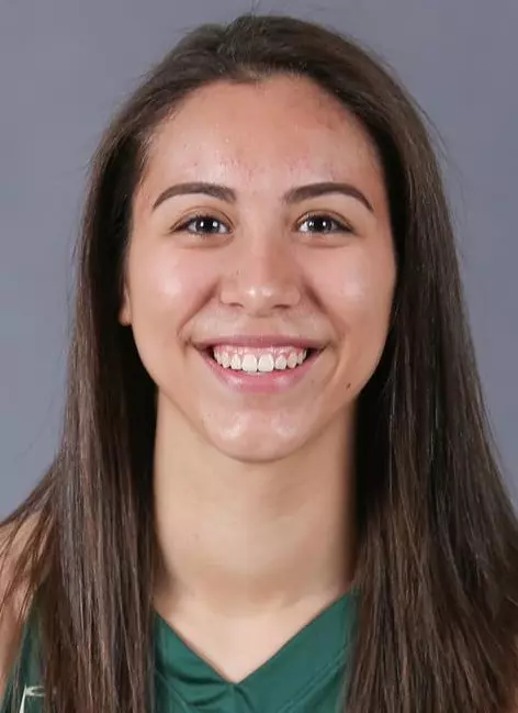 Talia Roldan Headshot