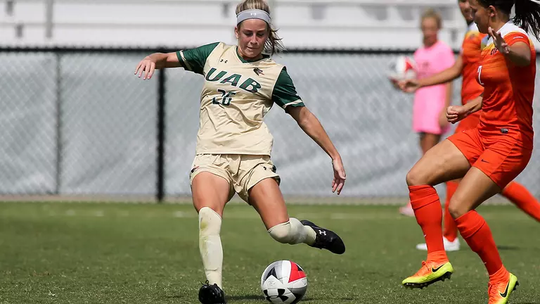 Blazers Unbeaten in Seven Straight After Downing FIU