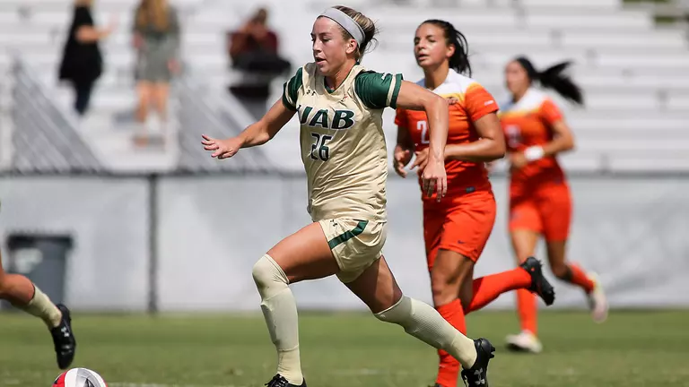 Brewer Tabbed Conference USA Offensive Player of the Week