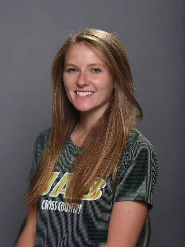 Karlee Stortz Headshot