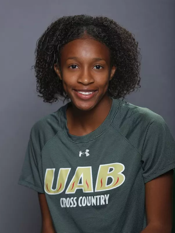 Marielle Lewis Headshot