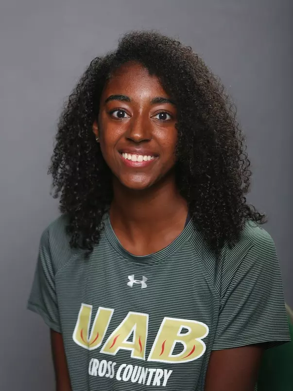 Serena Martinez Headshot