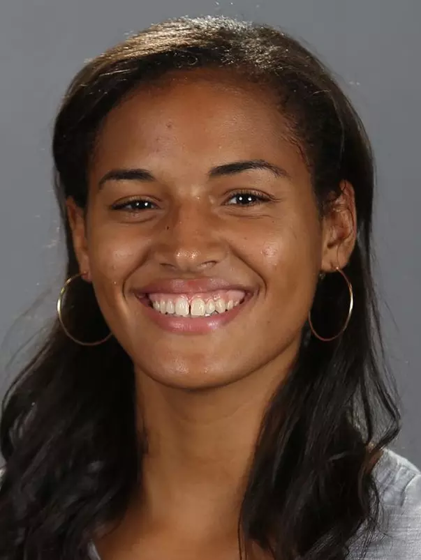 Laci Turner Headshot