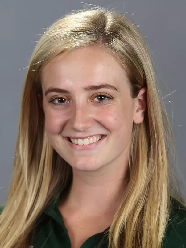 Sarah Slavik headshot