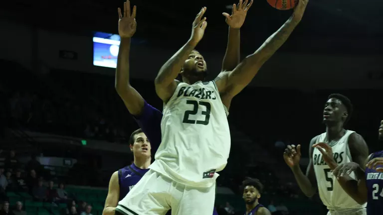 UAB Holds Off North Alabama, 73-67